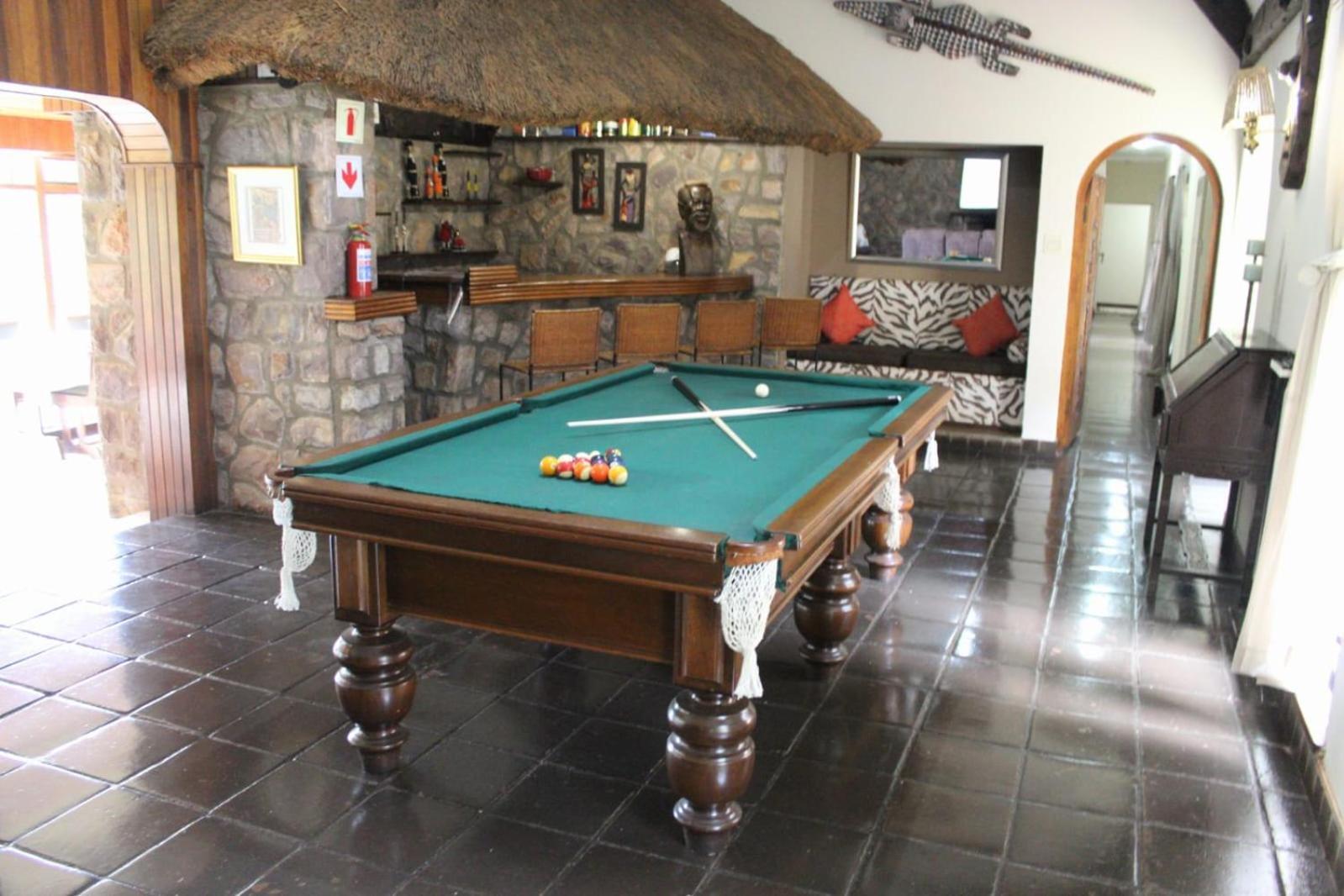 Villa Phezulu Safari Park à Botha's Hill Extérieur photo