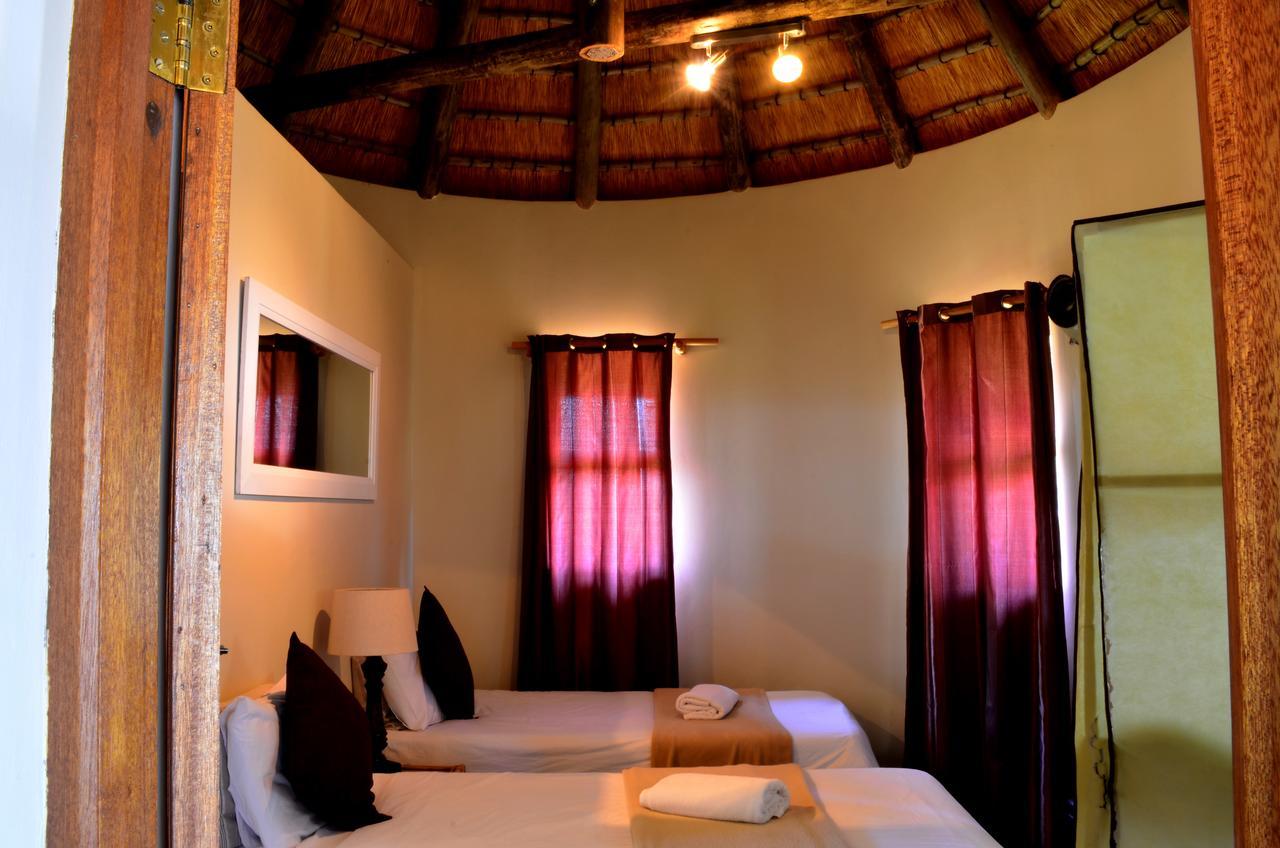 Villa Phezulu Safari Park à Botha's Hill Extérieur photo