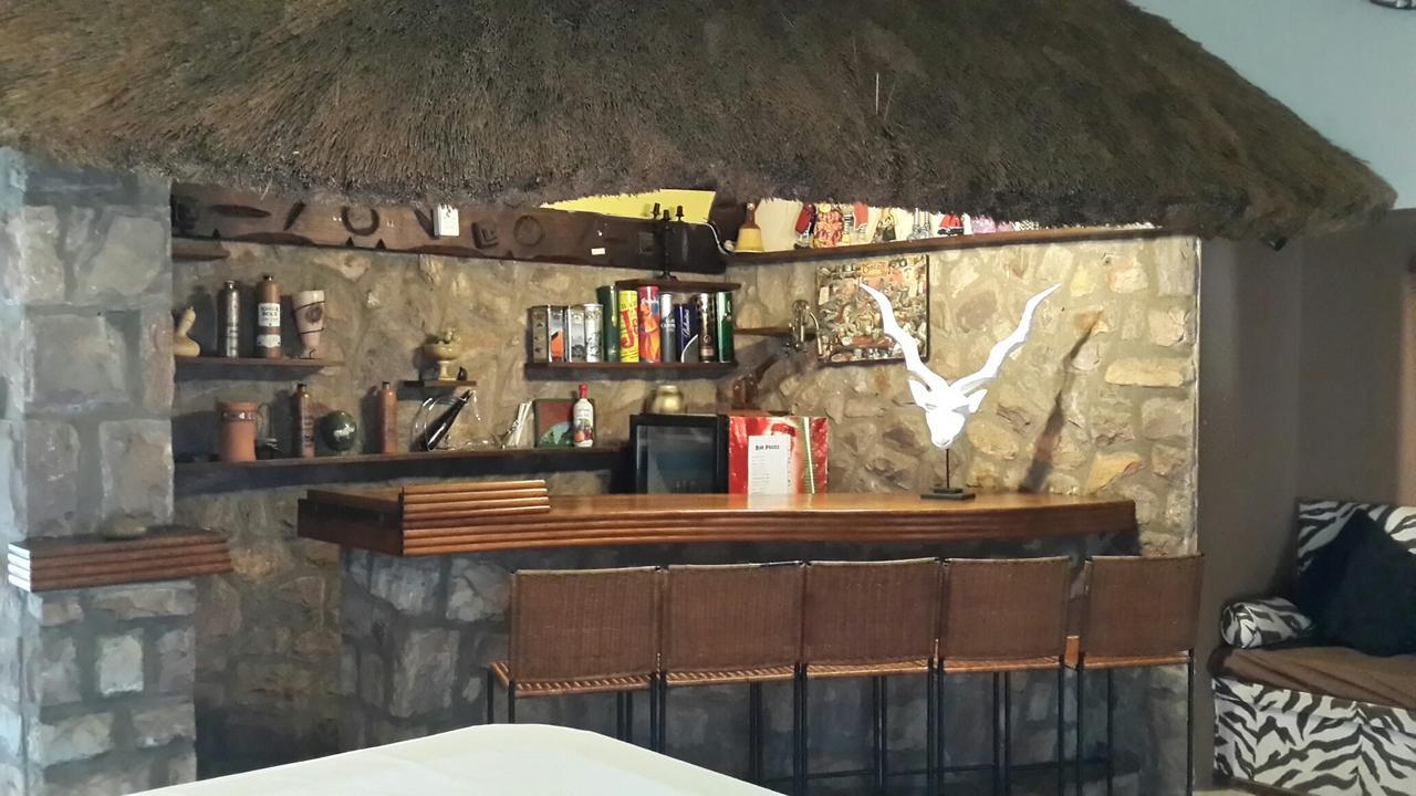 Villa Phezulu Safari Park à Botha's Hill Extérieur photo